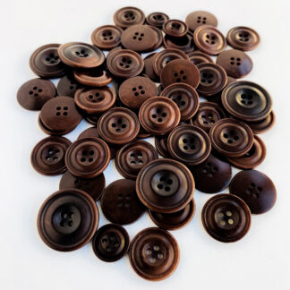 Brown corozo buttons