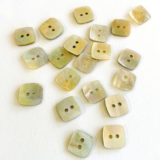 15mm square shell button